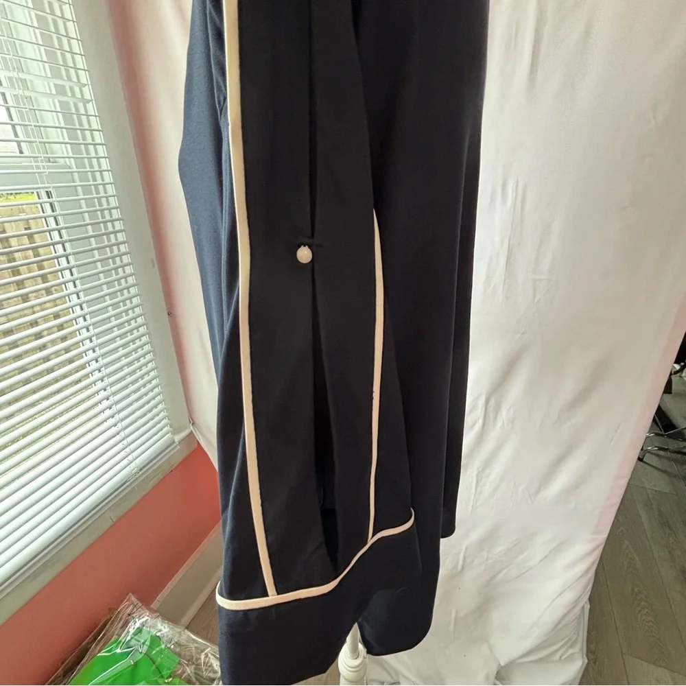 Ann Taylor XS Navy Blue with White Trim Boat Neck Blouse Slit Sleeves NWT - Picture 5 of 12